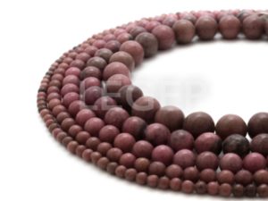 Fio de Pedras em Rodonita