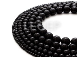 Fio de Pedras em Turmalina Negra
